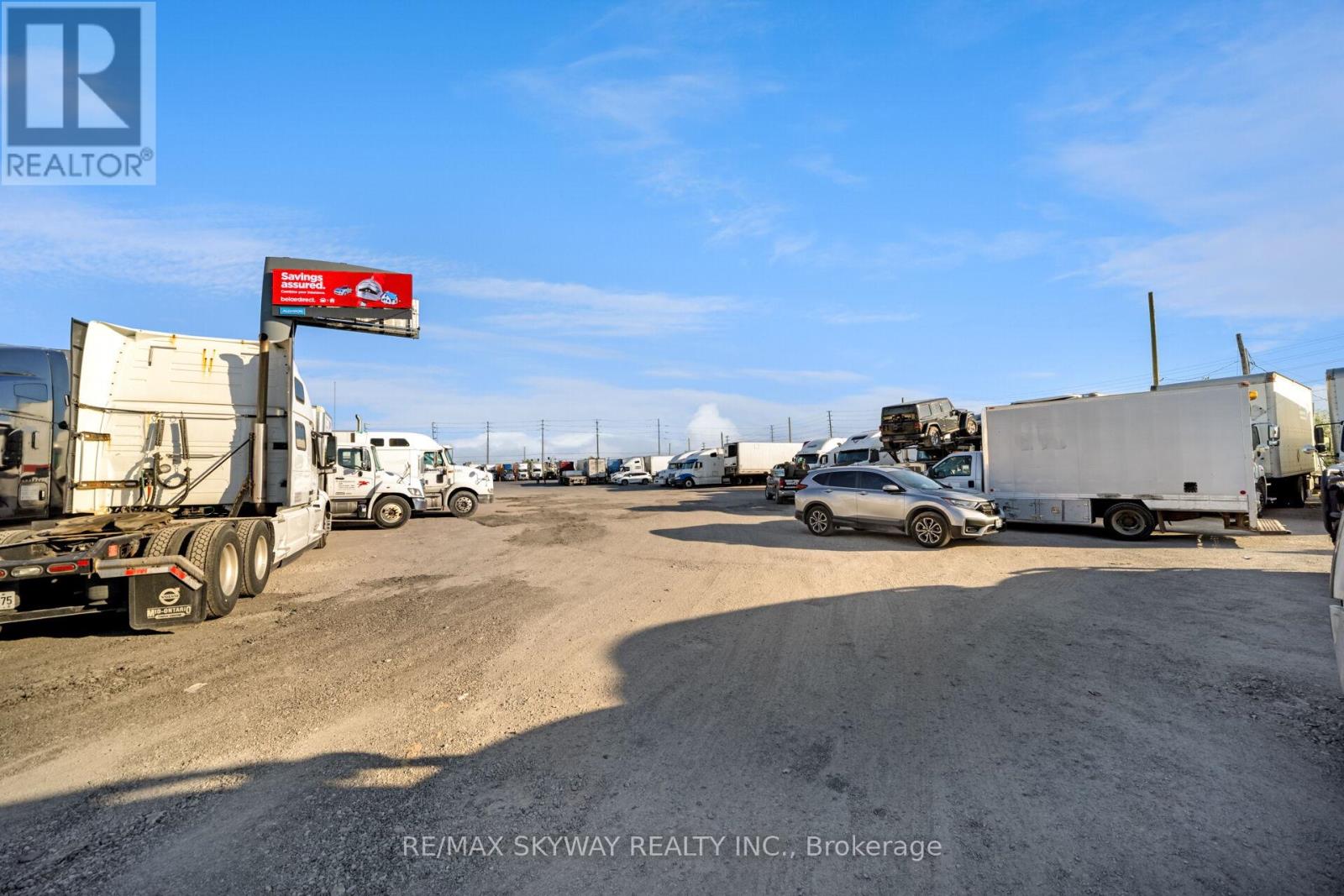 6351 Goreway Drive, Mississauga, Ontario  L4V 1P6 - Photo 6 - W13451686