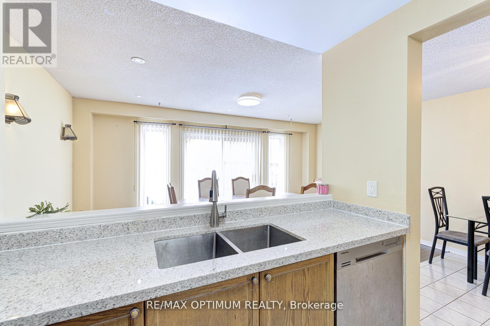 26 Tumbleweed Trail, Brampton, Ontario  L6Y 5A1 - Photo 14 - W13451702