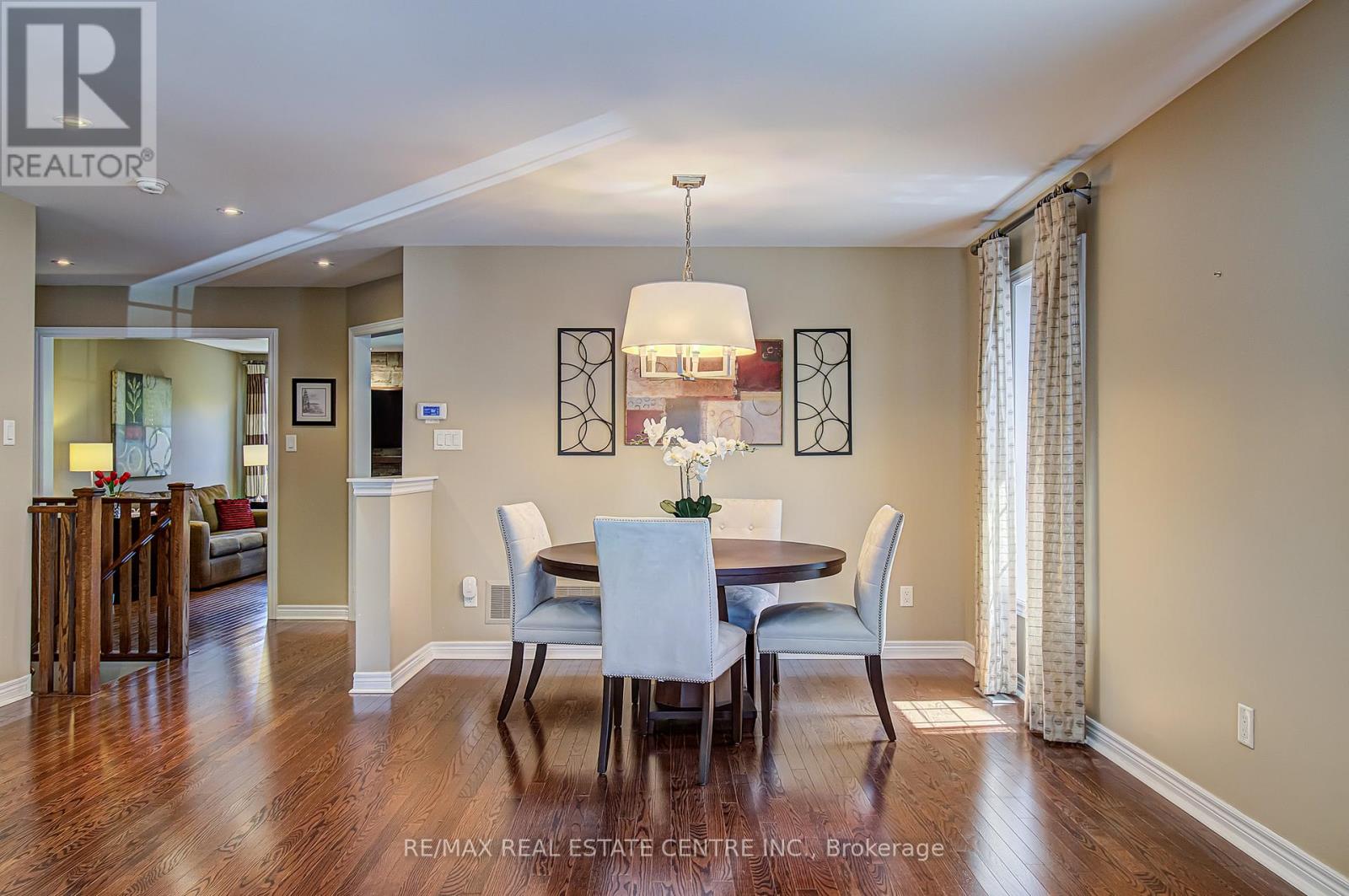 11 Fairvalley Street, Brampton, Ontario  L6R 0W2 - Photo 11 - W13451736