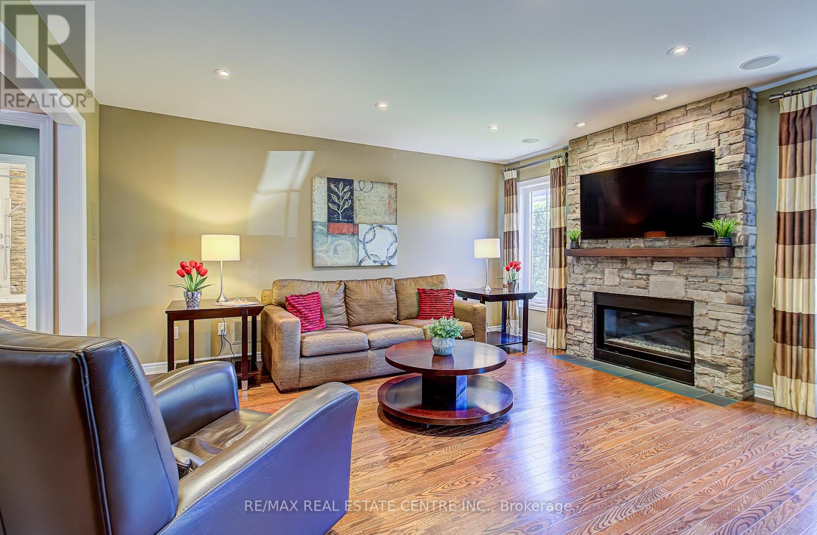 11 Fairvalley Street, Brampton, Ontario  L6R 0W2 - Photo 13 - W13451736