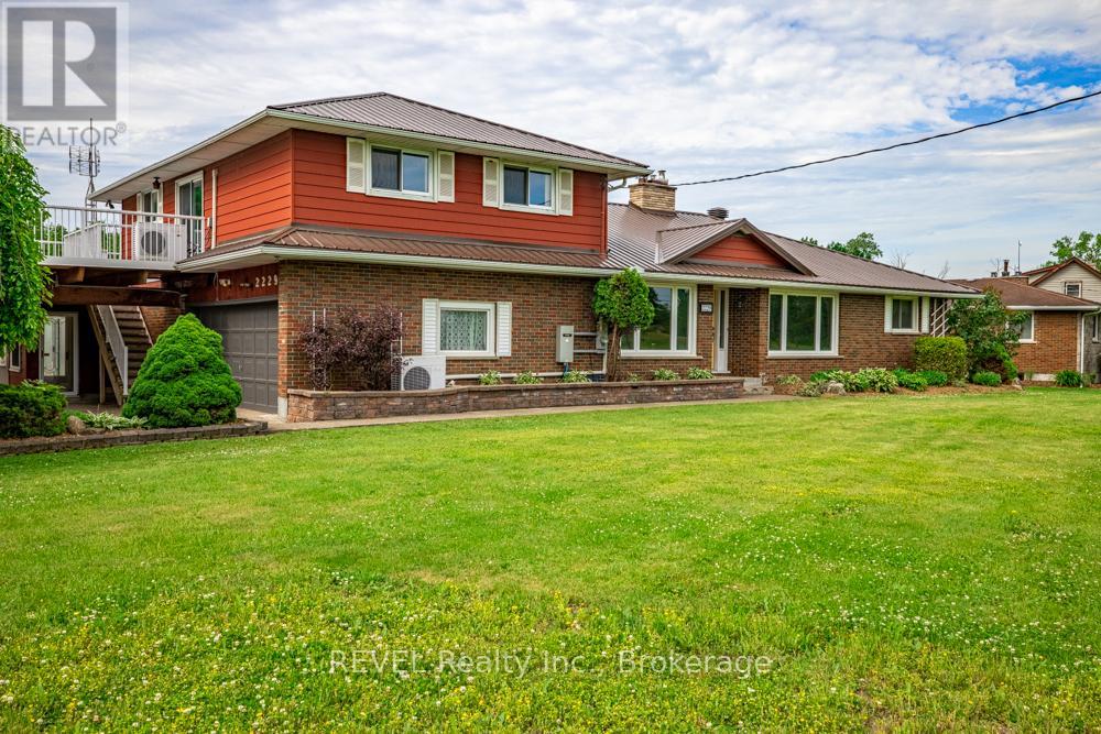 2229 Houck Crescent, Fort Erie, Ontario  L2A 5M4 - Photo 3 - X13451926