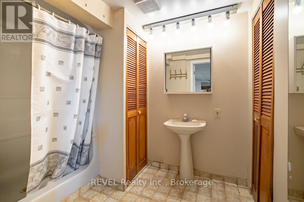 2229 Houck Crescent, Fort Erie, Ontario  L2A 5M4 - Photo 31 - X13451926