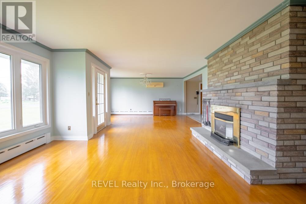 2229 Houck Crescent, Fort Erie, Ontario  L2A 5M4 - Photo 8 - X13451926