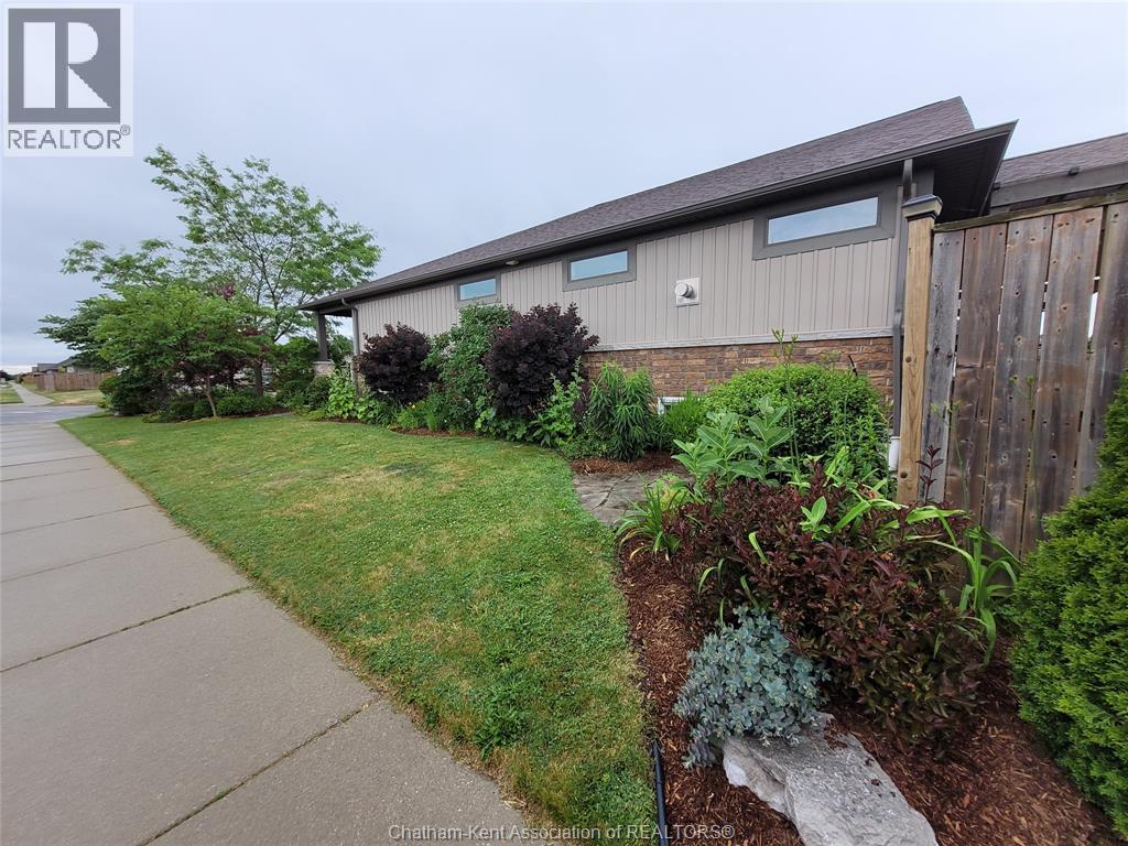 403 Twilight Trail, Chatham, Ontario  N7M 1T0 - Photo 29 - 26014203