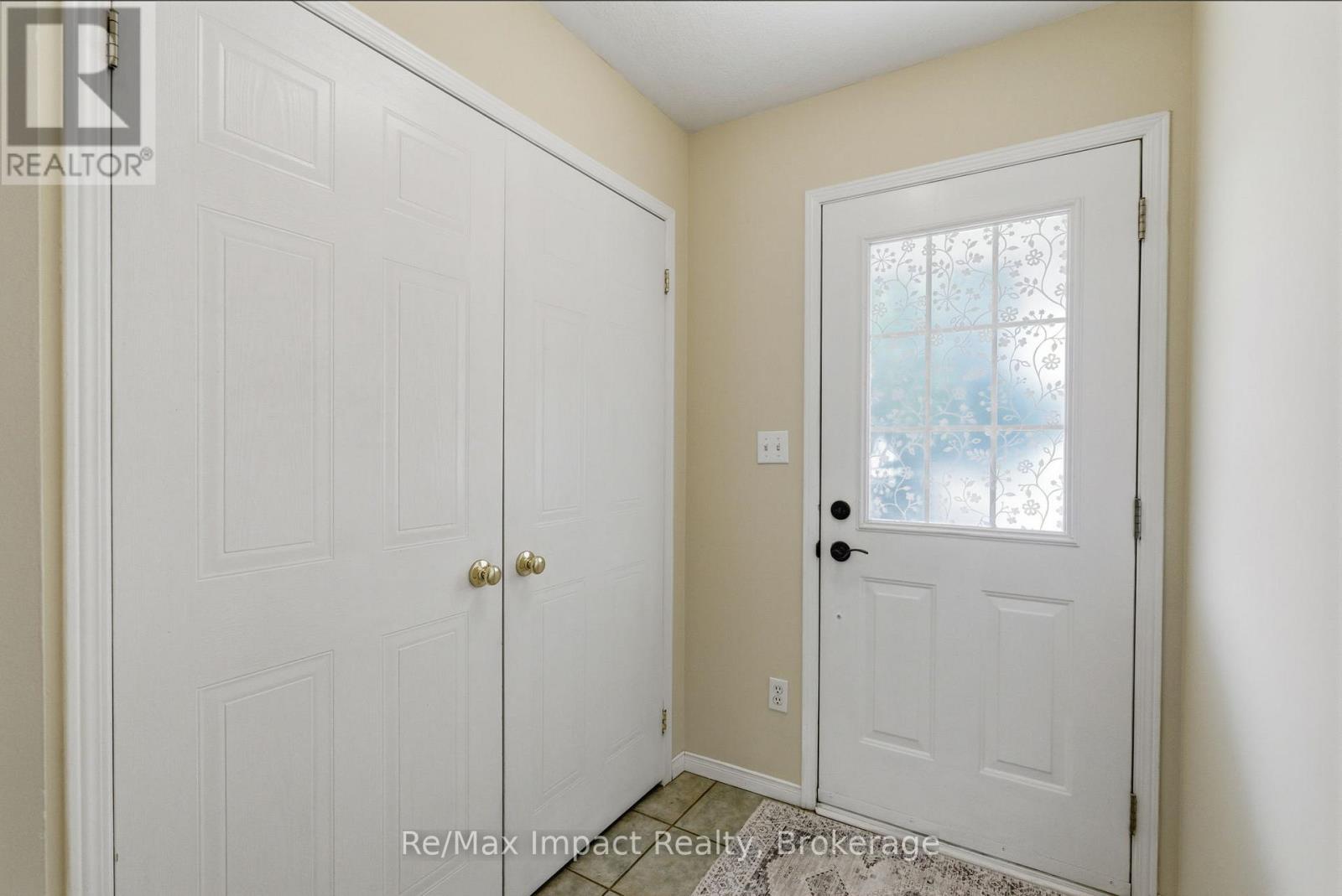 45 Barron Court, Clarington, Ontario  L1E 3G2 - Photo 4 - E13451856