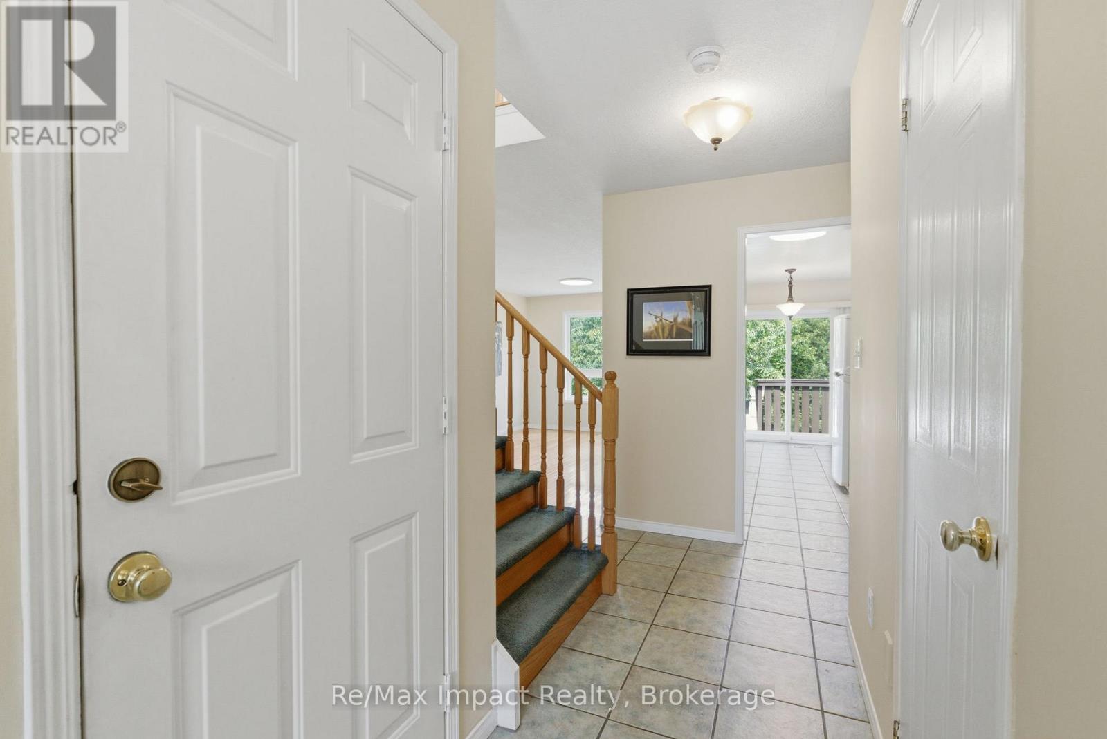 45 Barron Court, Clarington, Ontario  L1E 3G2 - Photo 5 - E13451856