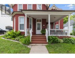 16 BEECHER STREET, Brockville, Ontario