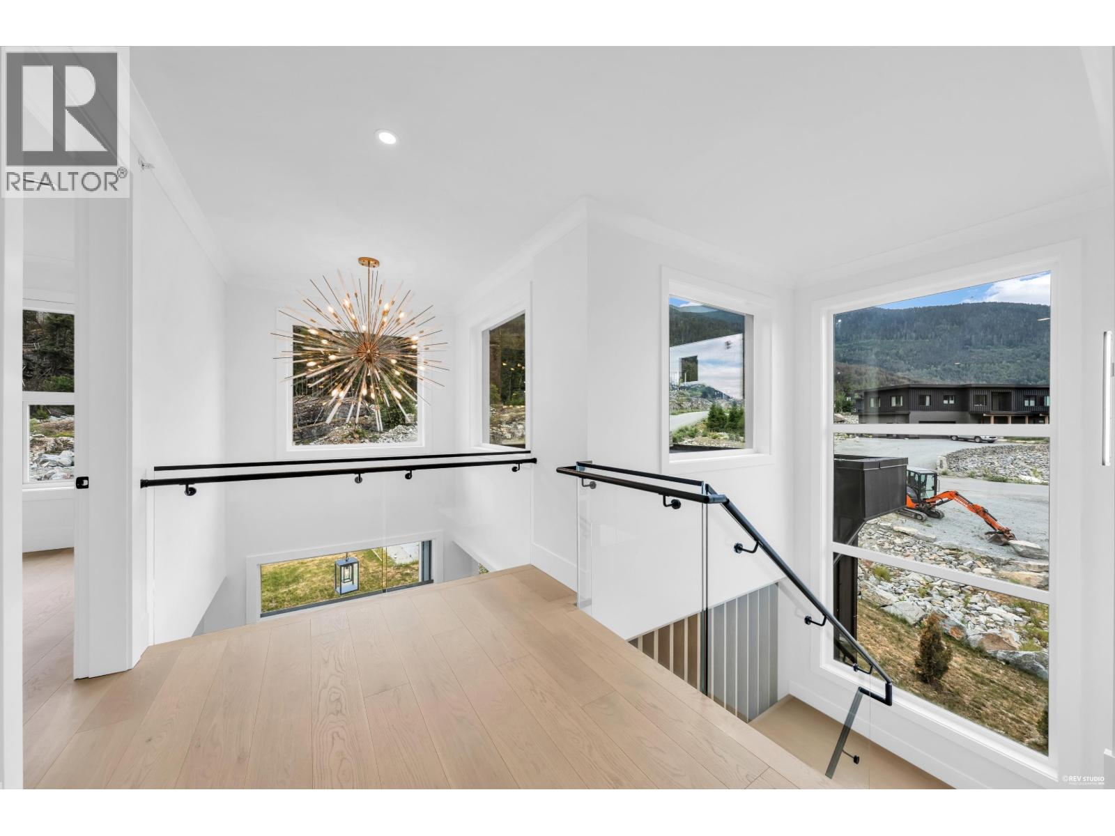 9361 Wedgemount Plateau Drive, Whistler, British Columbia V8E 1M1 - Photo 23 - R3135632