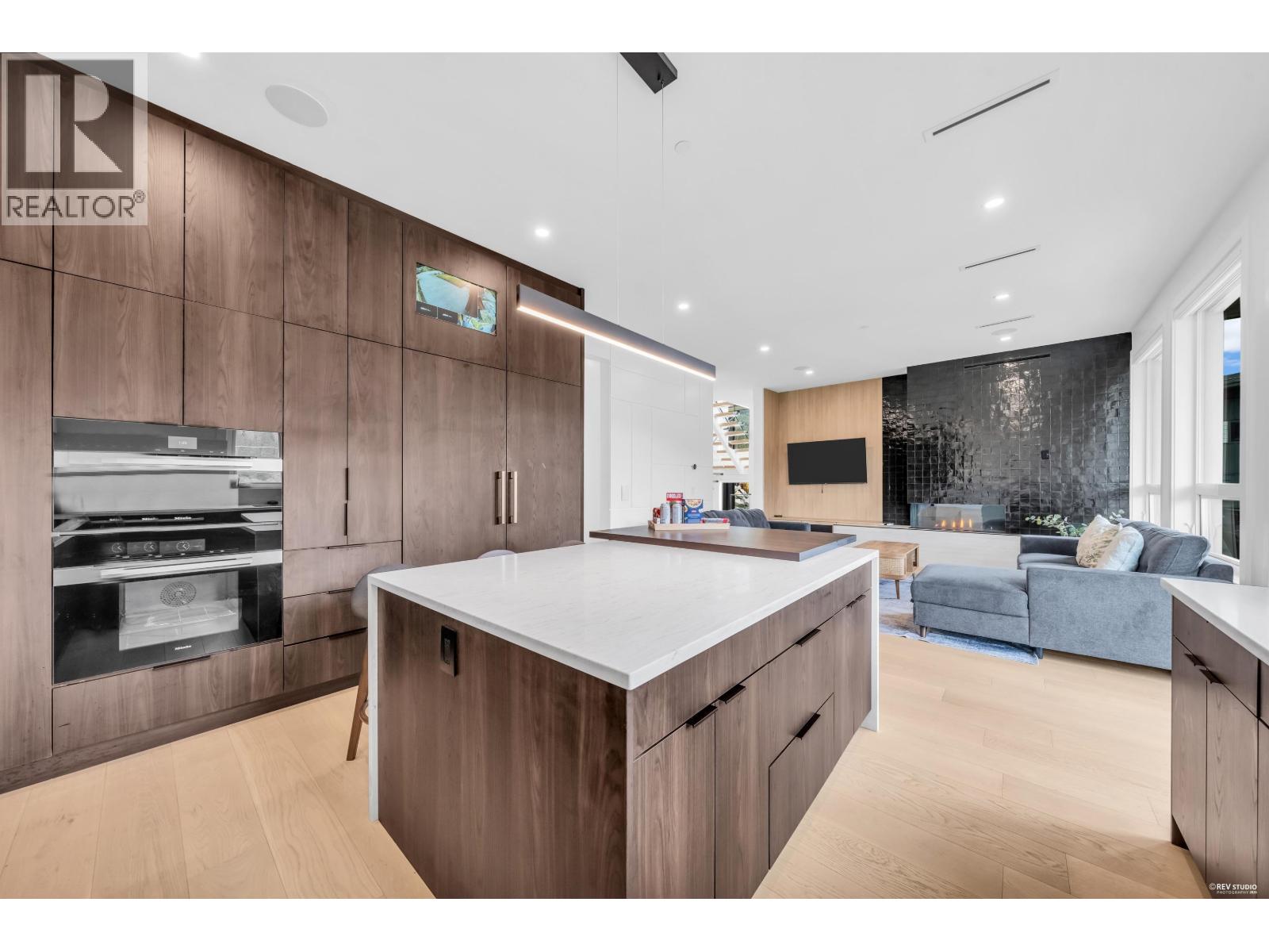 9361 Wedgemount Plateau Drive, Whistler, British Columbia V8E 1M1 - Photo 18 - R3135632