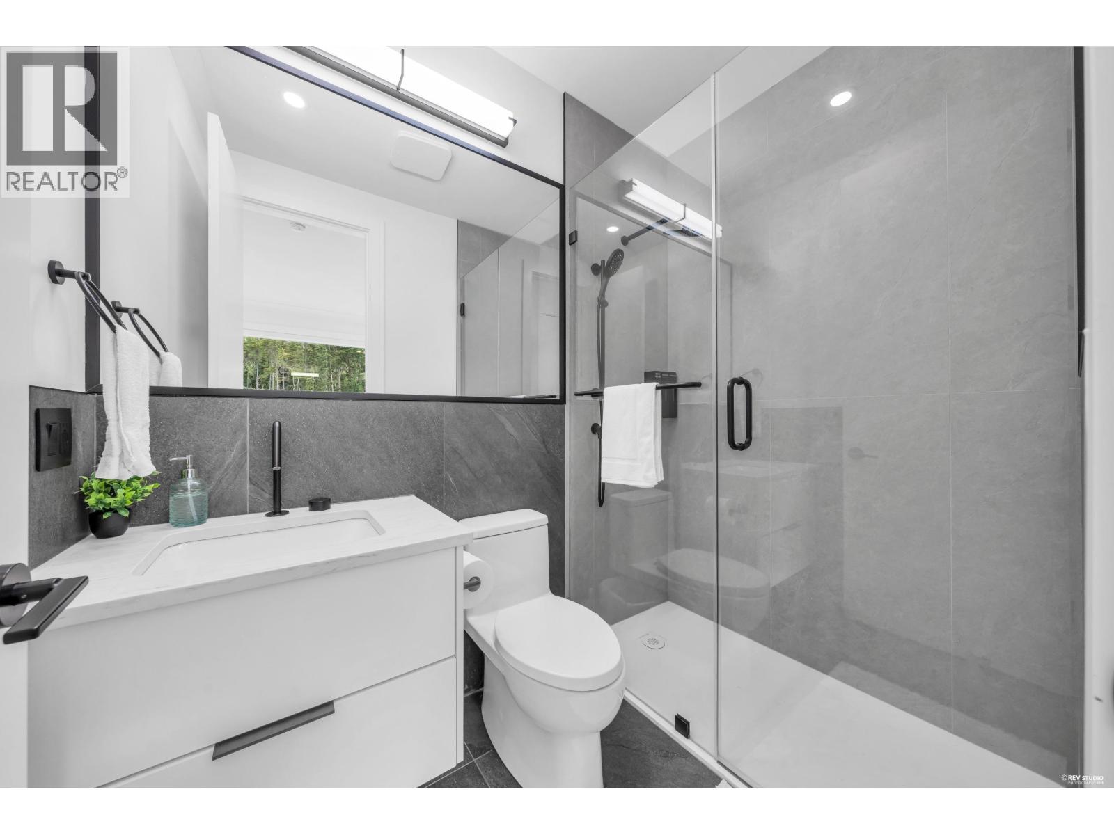 9361 Wedgemount Plateau Drive, Whistler, British Columbia V8E 1M1 - Photo 29 - R3135632