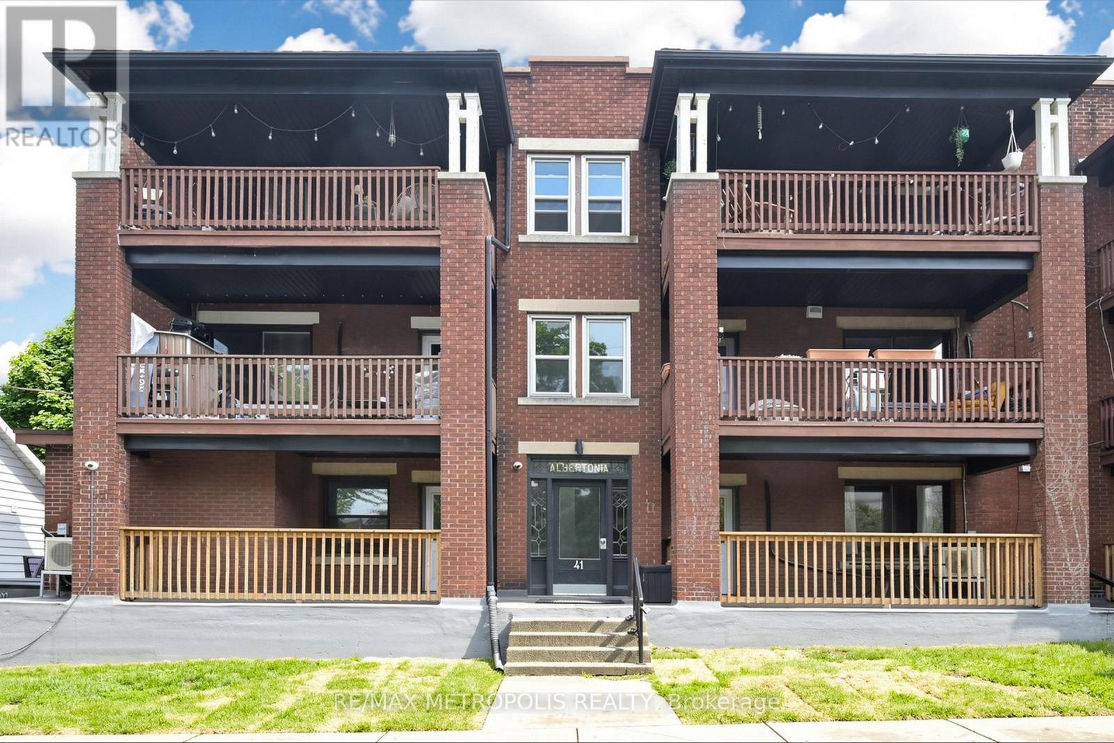 2 - 41 Albert Street, Hamilton, Ontario L8M 2Y1 - Photo 2 - X13451662
