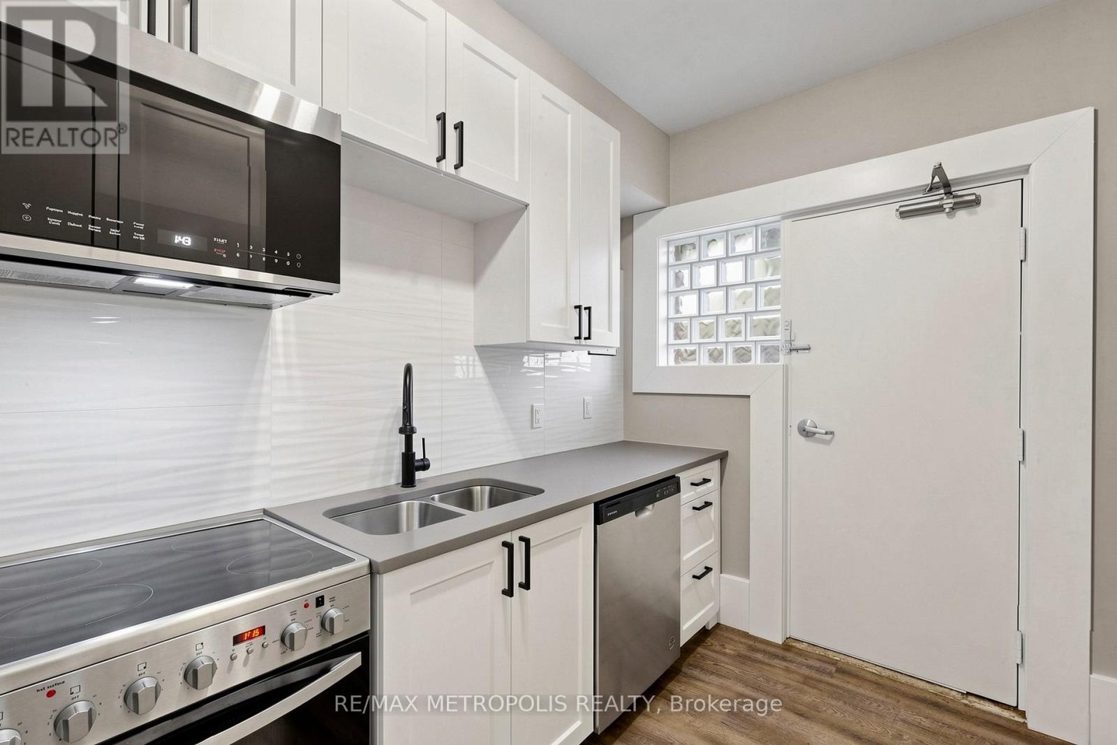 2 - 41 Albert Street, Hamilton, Ontario L8M 2Y1 - Photo 8 - X13451662