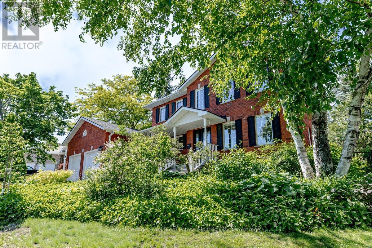 1592 College Park Drive, Peterborough, Ontario  K9K 2G9 - Photo 2 - X13451782