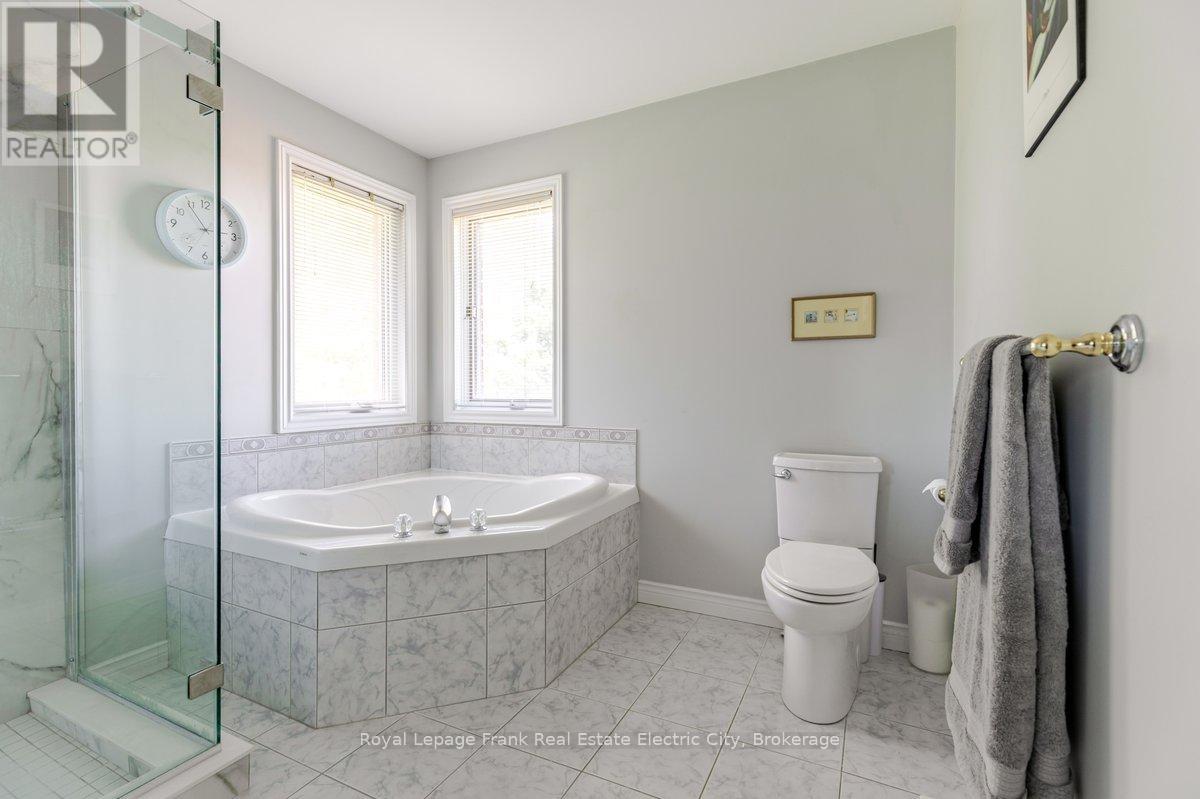1592 College Park Drive, Peterborough, Ontario  K9K 2G9 - Photo 33 - X13451782