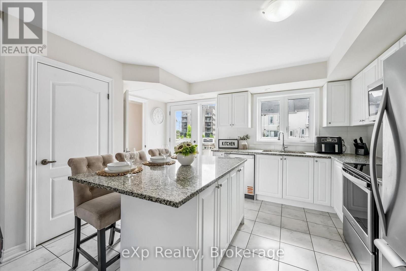 238 Law Drive, Guelph, Ontario  N1E 0P6 - Photo 17 - X13451878