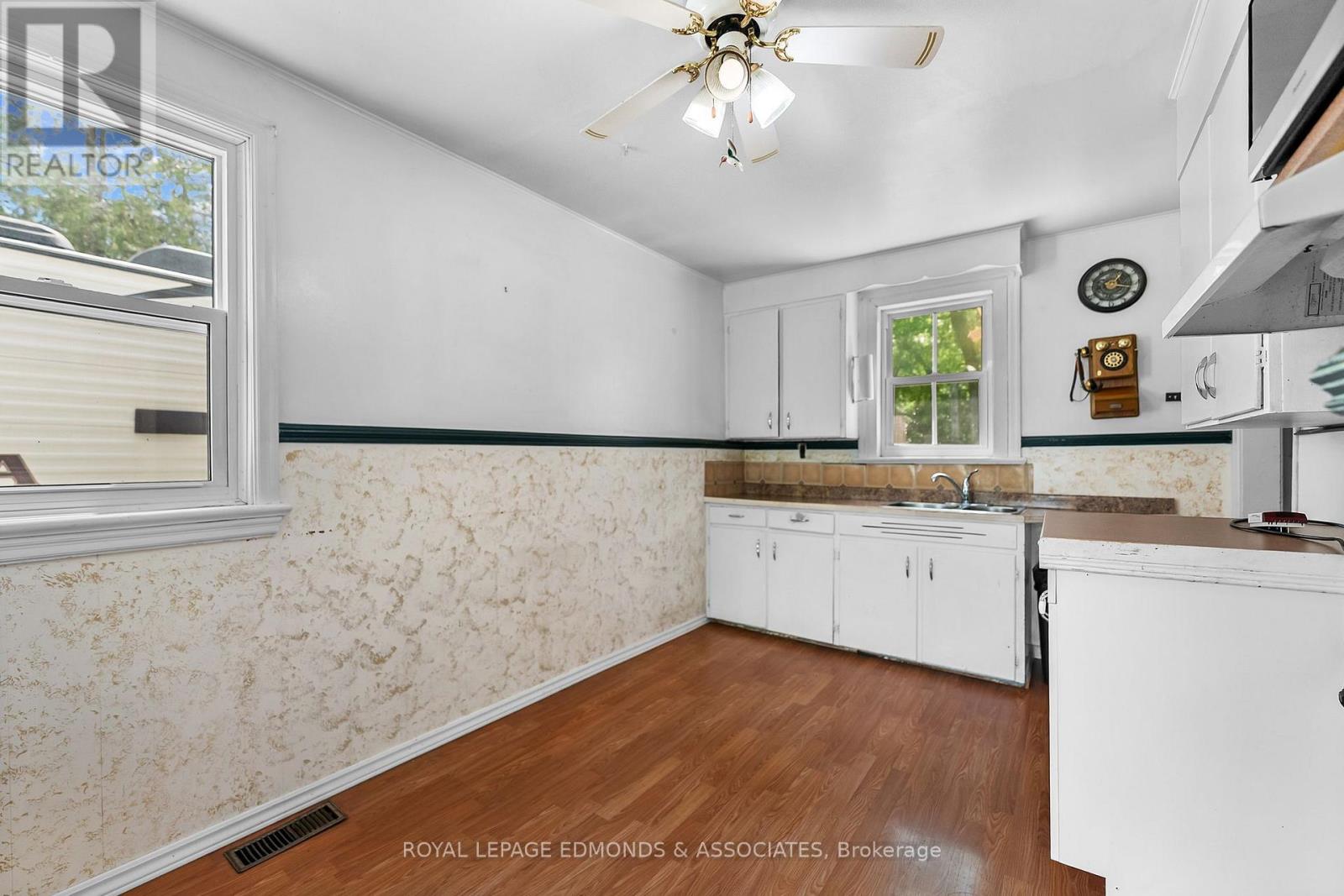 30 Poole Street, Mcnab/braeside, Ontario  K7S 1J2 - Photo 14 - X13451832