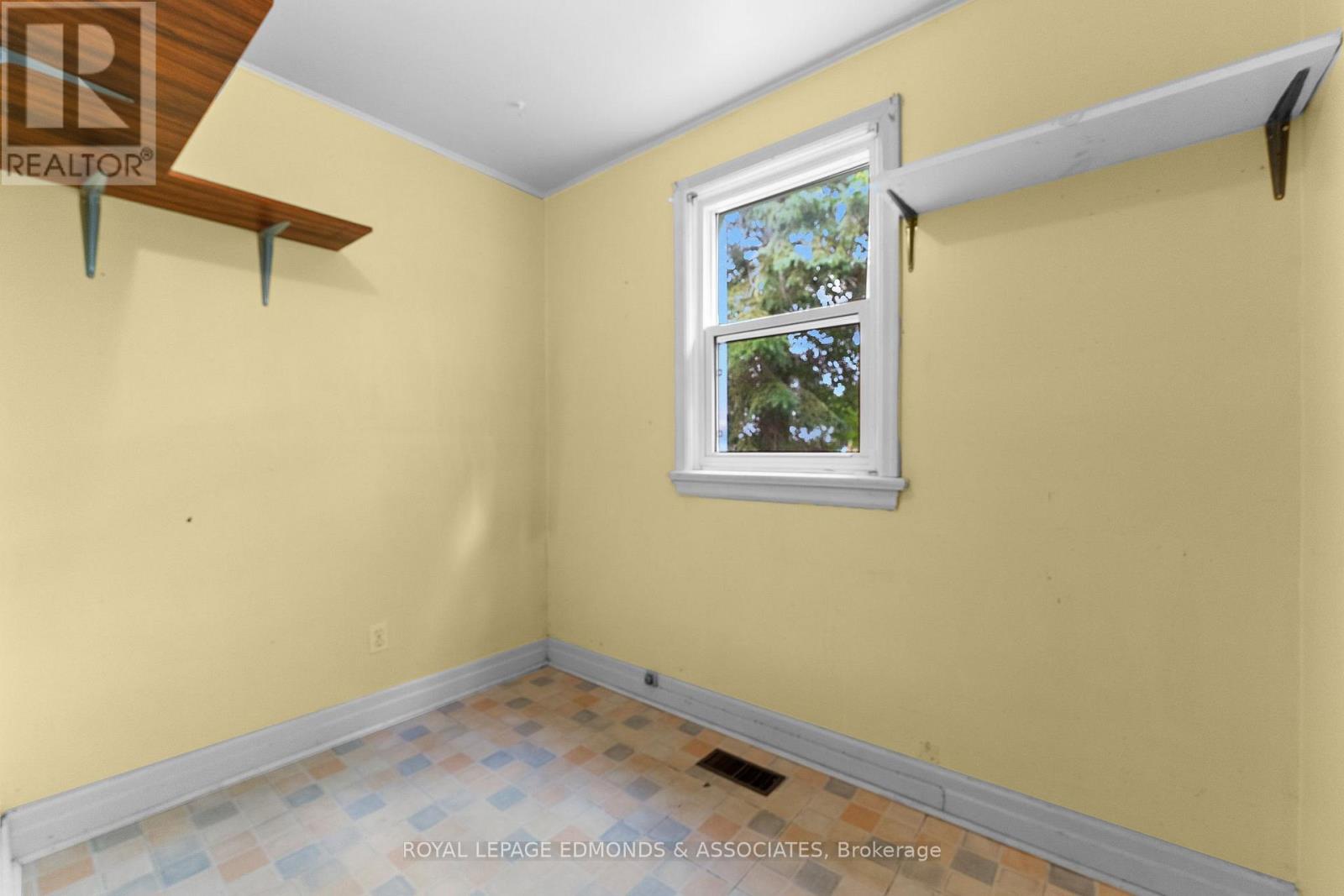 30 Poole Street, Mcnab/braeside, Ontario  K7S 1J2 - Photo 17 - X13451832