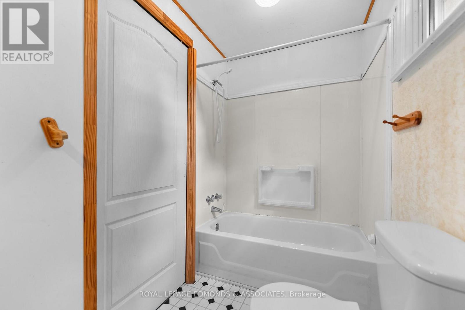 30 Poole Street, Mcnab/braeside, Ontario  K7S 1J2 - Photo 23 - X13451832