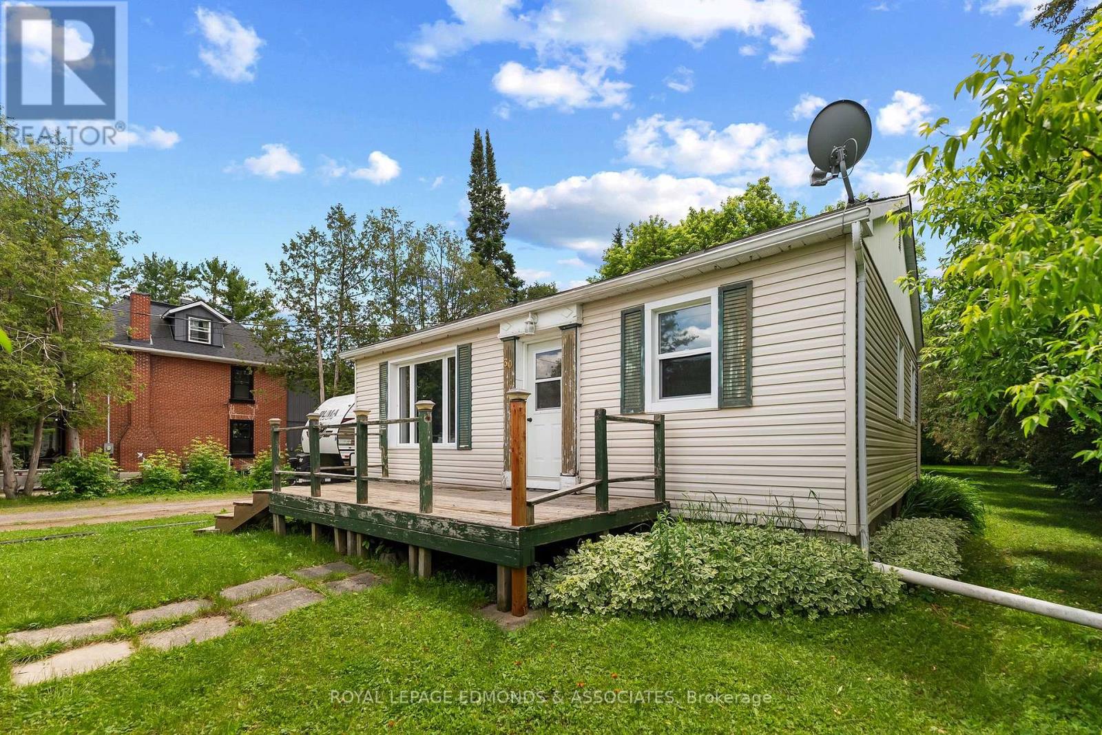 30 Poole Street, Mcnab/braeside, Ontario K7S 1J2 - Photo 3 - X13451832