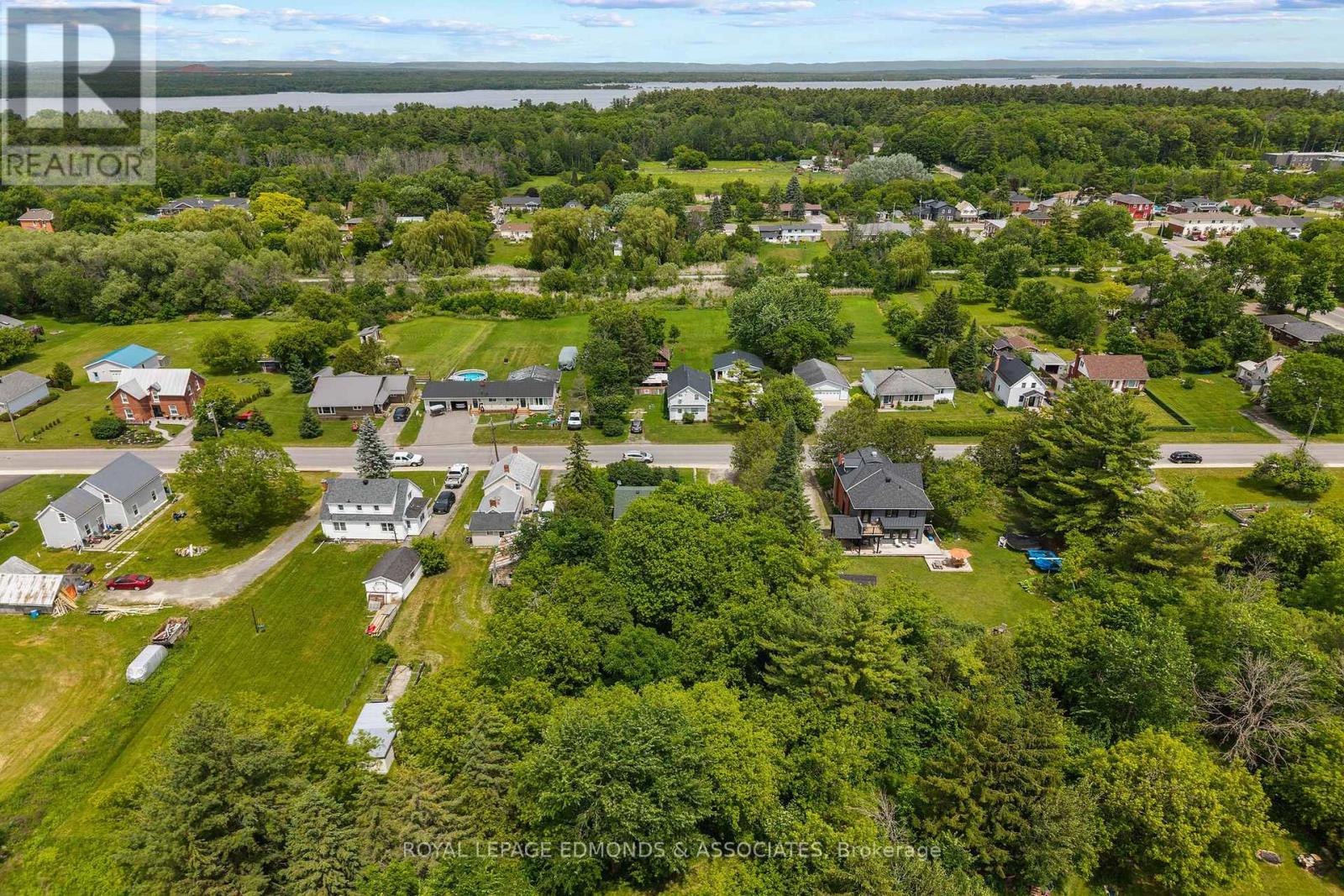 30 Poole Street, Mcnab/braeside, Ontario  K7S 1J2 - Photo 41 - X13451832