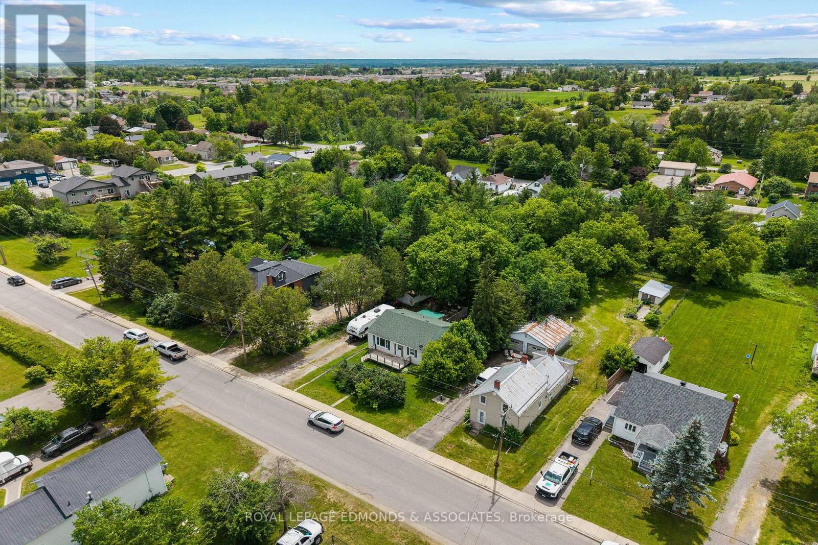 30 Poole Street, Mcnab/braeside, Ontario  K7S 1J2 - Photo 6 - X13451832