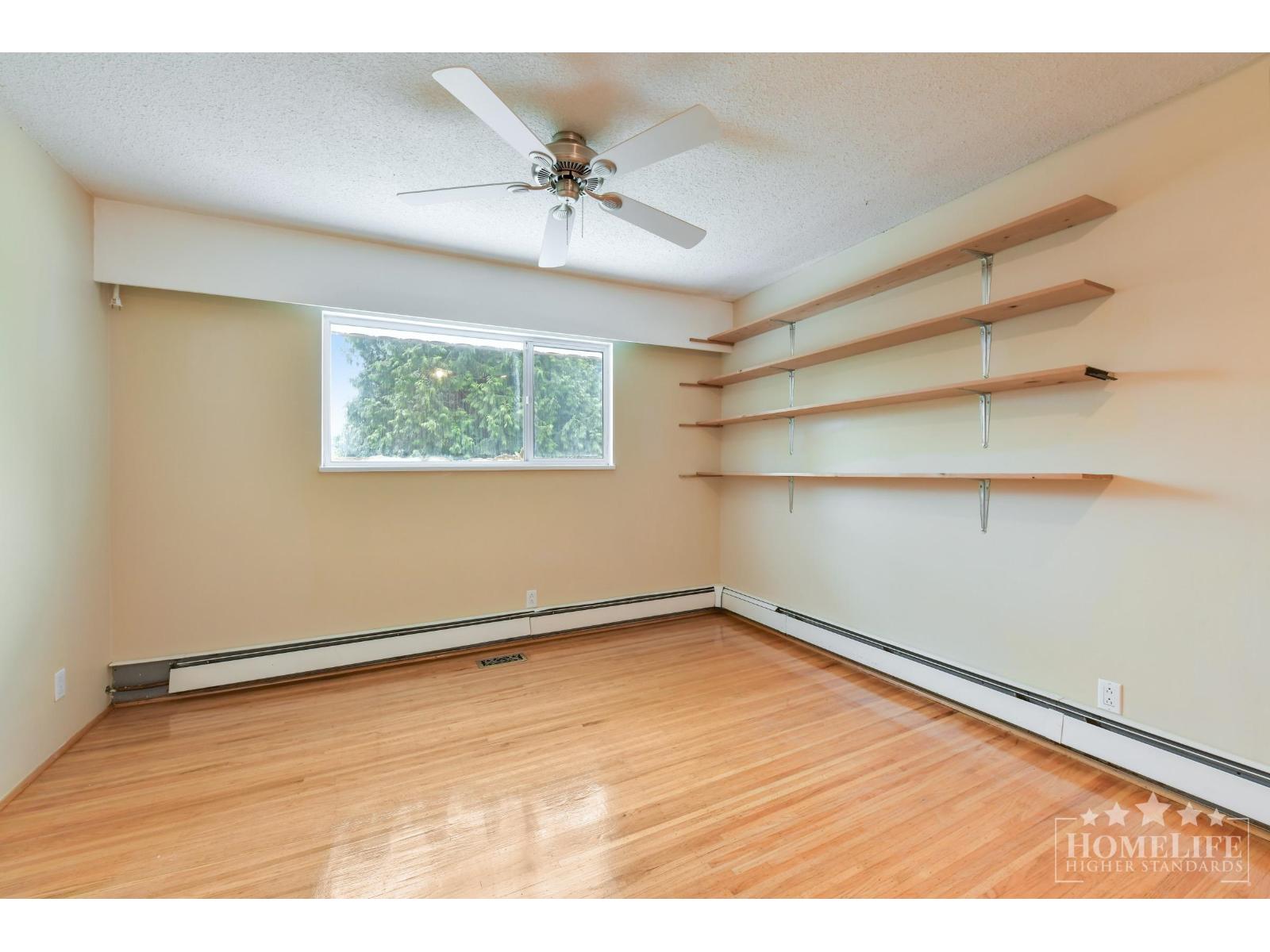 13900 Blackburn Avenue, White Rock, British Columbia  V4B 2Z2 - Photo 15 - R3136497