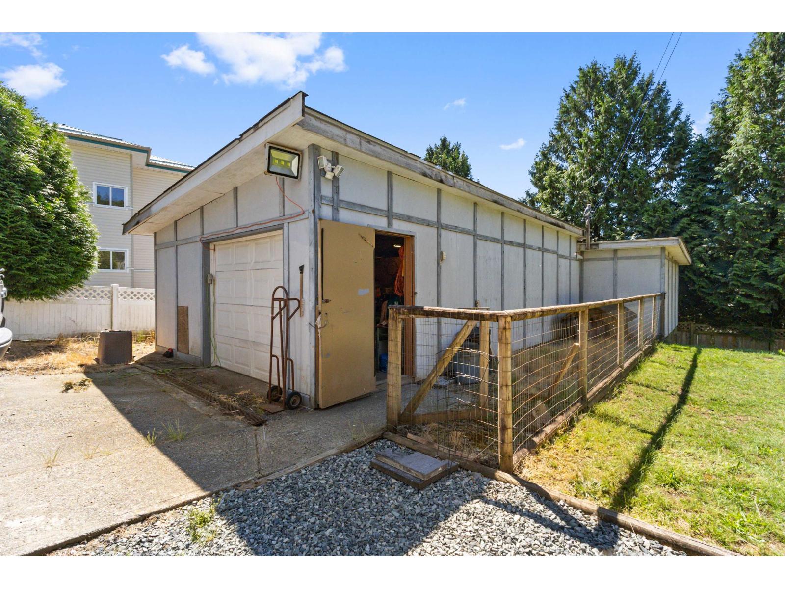 32530 Fraser Crescent, Mission, British Columbia  V2V 1C6 - Photo 26 - R3135834