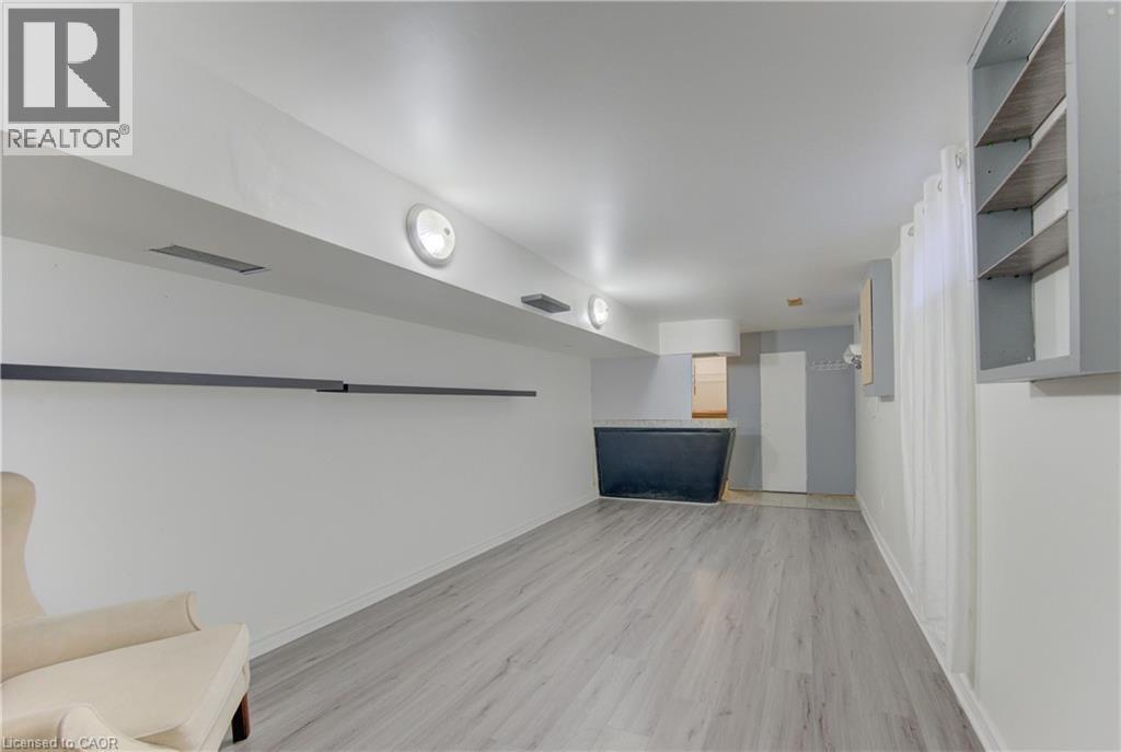 141 Franklin Street N, Kitchener, Ontario  N2A 1Y3 - Photo 33 - 40837081