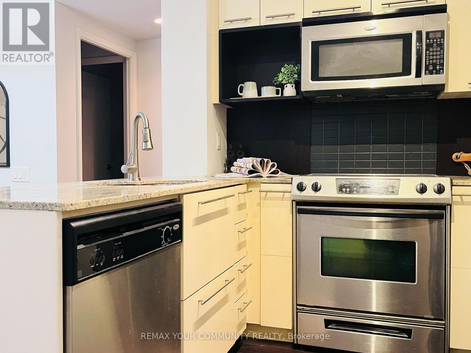 2710 - 21 Carlton Street, Toronto, Ontario  M5B 1L3 - Photo 27 - C13451834
