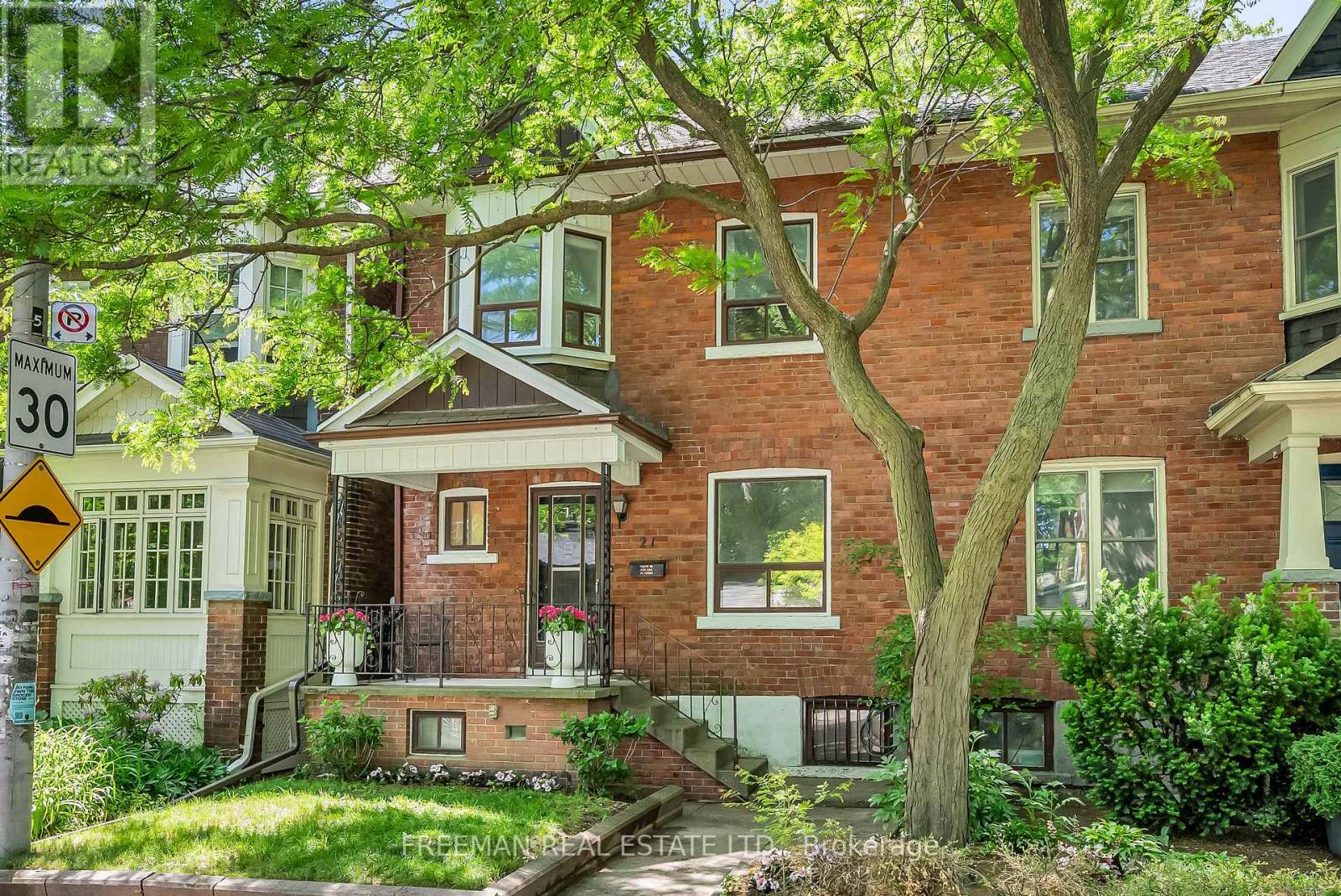 21 LONDON STREET, Toronto, Ontario
