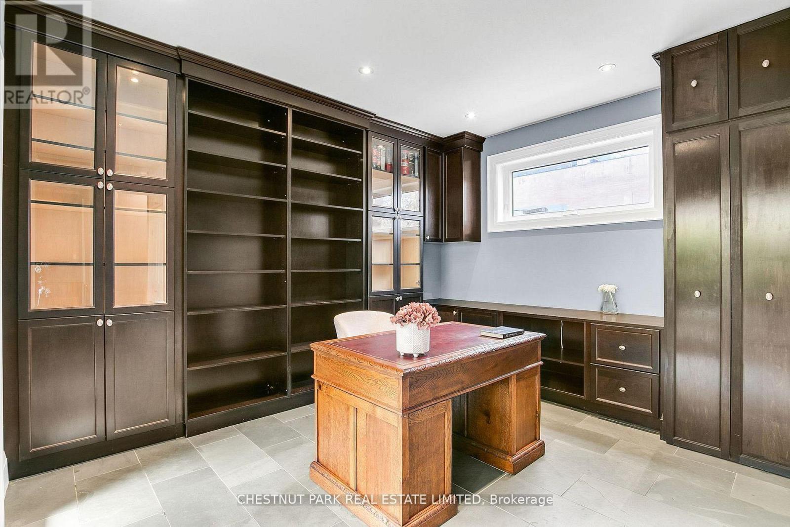 4 Biggar Avenue, Toronto, Ontario  M6H 2N4 - Photo 16 - C13451946