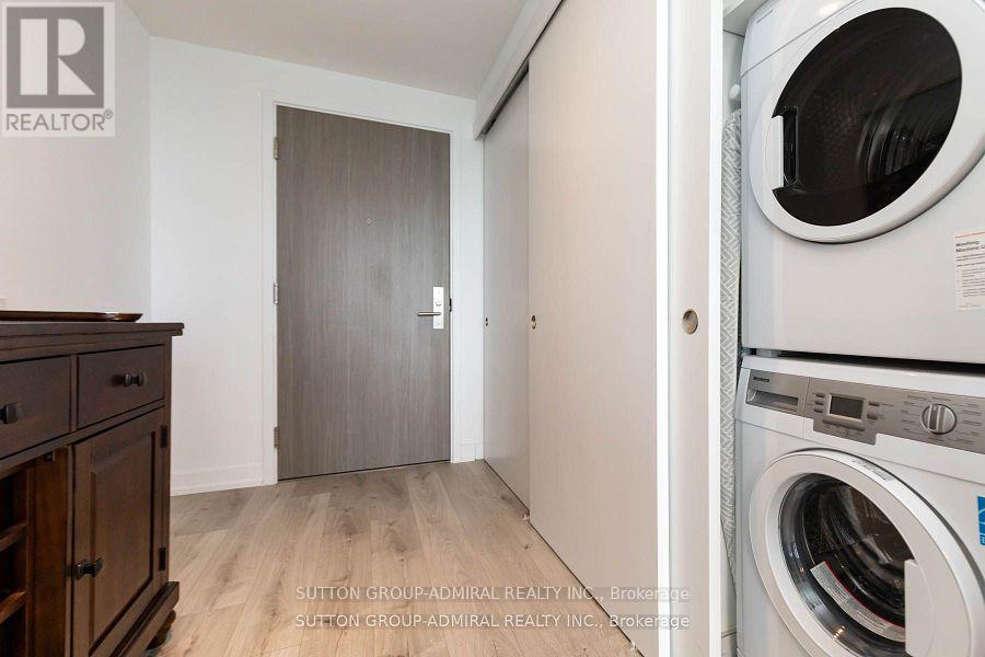 3501 - 161 Roehampton Avenue, Toronto, Ontario  M4P 0C8 - Photo 14 - C13452038