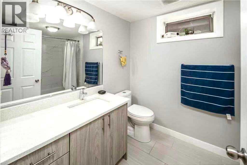 180 Woodglen Way Sw, Calgary, Alberta  T2W 4T3 - Photo 27 - A2312843