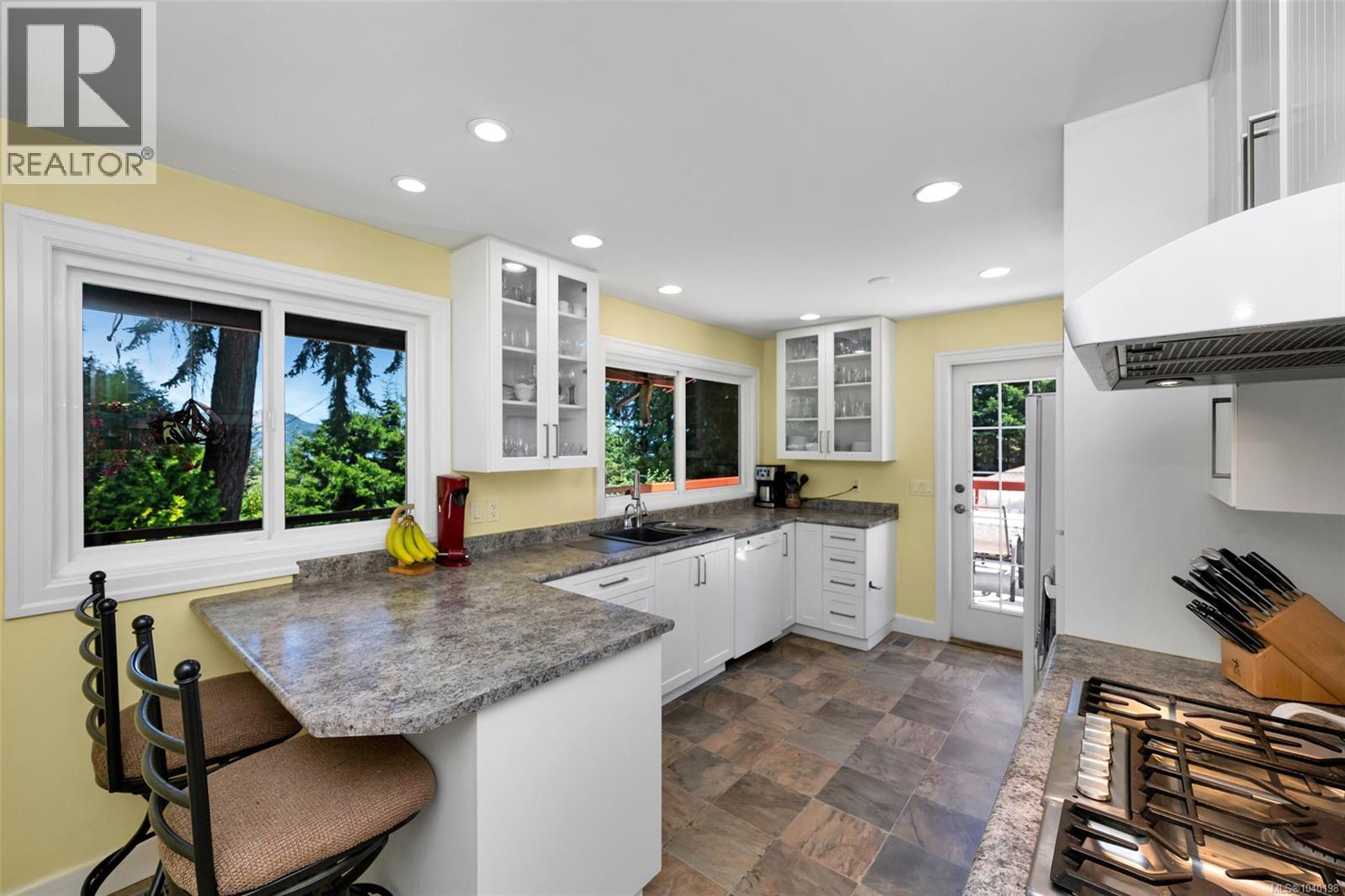 640 Springbank Pl, Mill Bay, British Columbia  V8H 1C4 - Photo 8 - 1040198