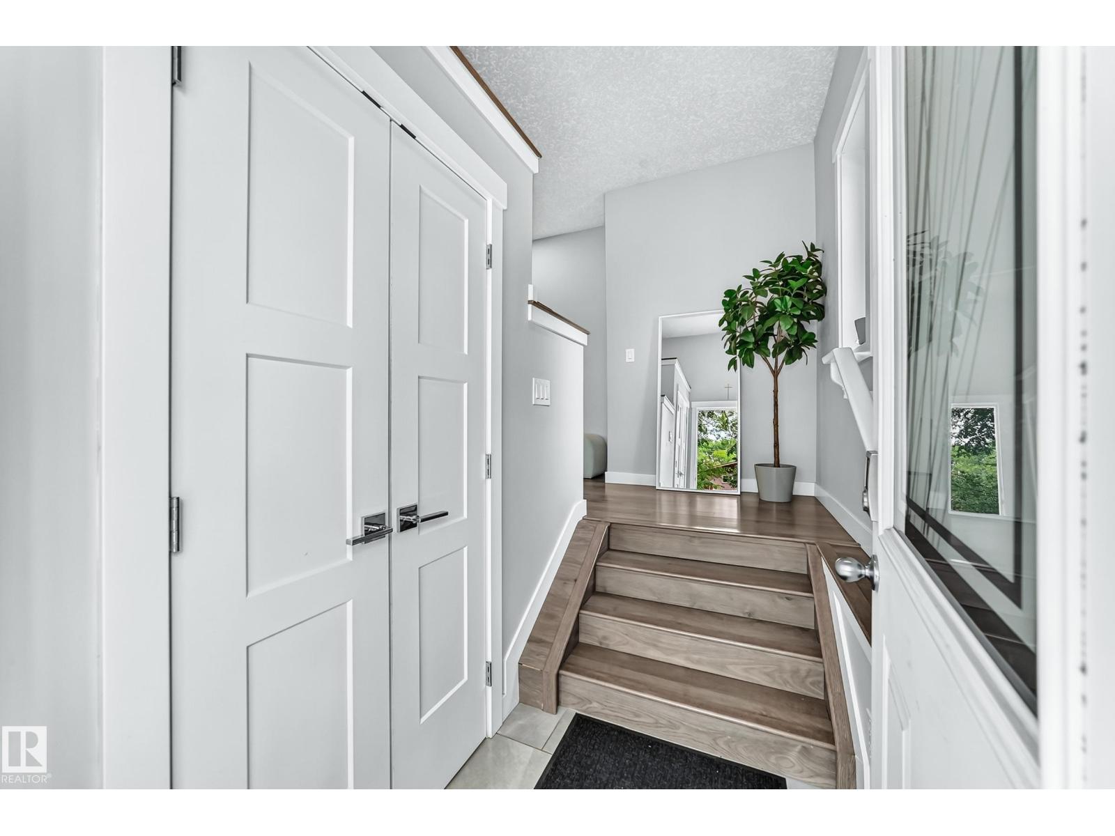 11463 64 St Nw, Edmonton, Alberta  T5W 4H8 - Photo 2 - E4493941