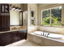 5723 Jasper Way, Kelowna, British Columbia  V1W 5L7 - Photo 17 - 10385630