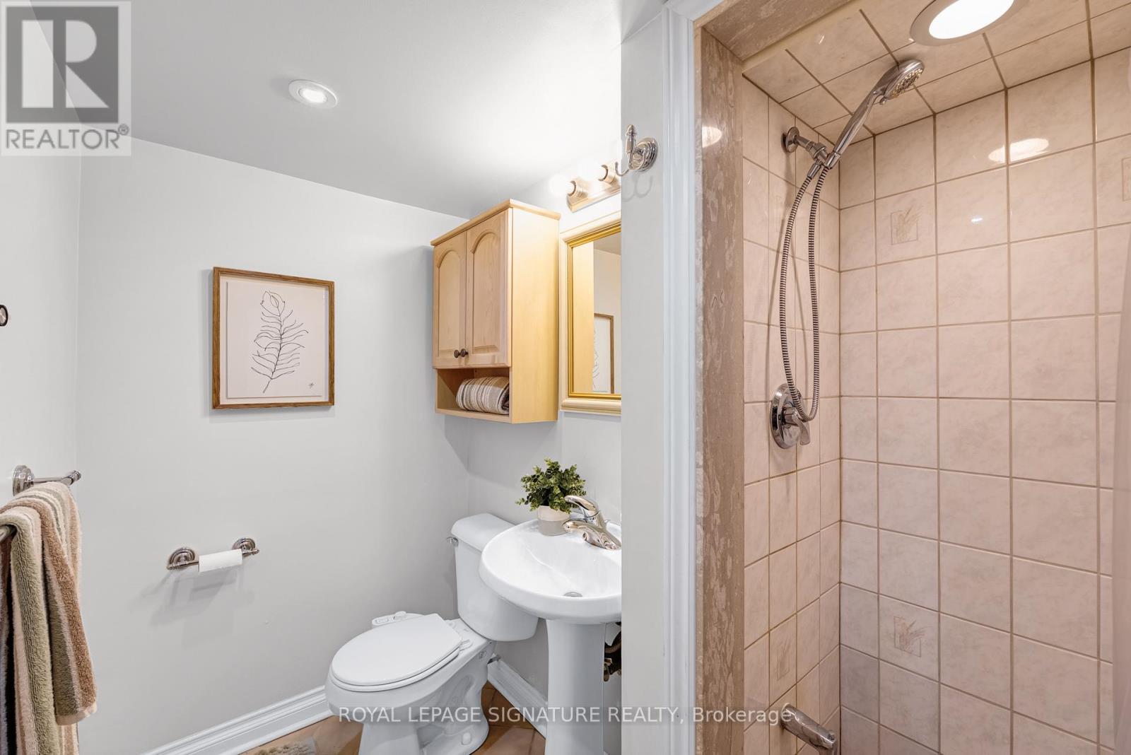 230 Rouge Hills Drive, Toronto, Ontario M1C 2Z1 - Photo 29 - E13451960