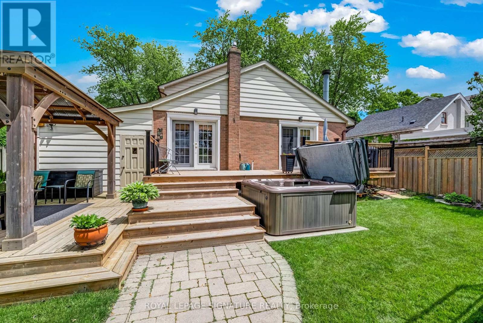 230 Rouge Hills Drive, Toronto, Ontario M1C 2Z1 - Photo 33 - E13451960