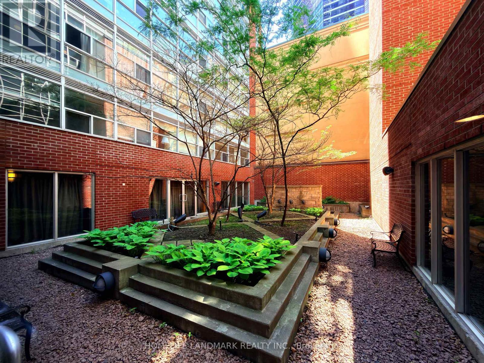 1802 - 11 St Joseph Street, Toronto, Ontario  M4Y 3G4 - Photo 21 - C13448924