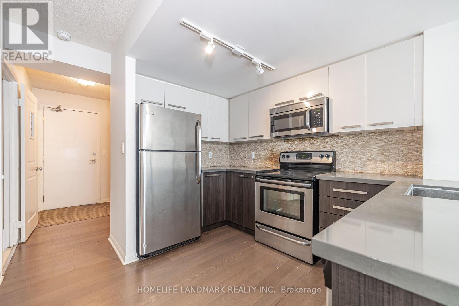 1802 - 11 St Joseph Street, Toronto, Ontario  M4Y 3G4 - Photo 6 - C13448924