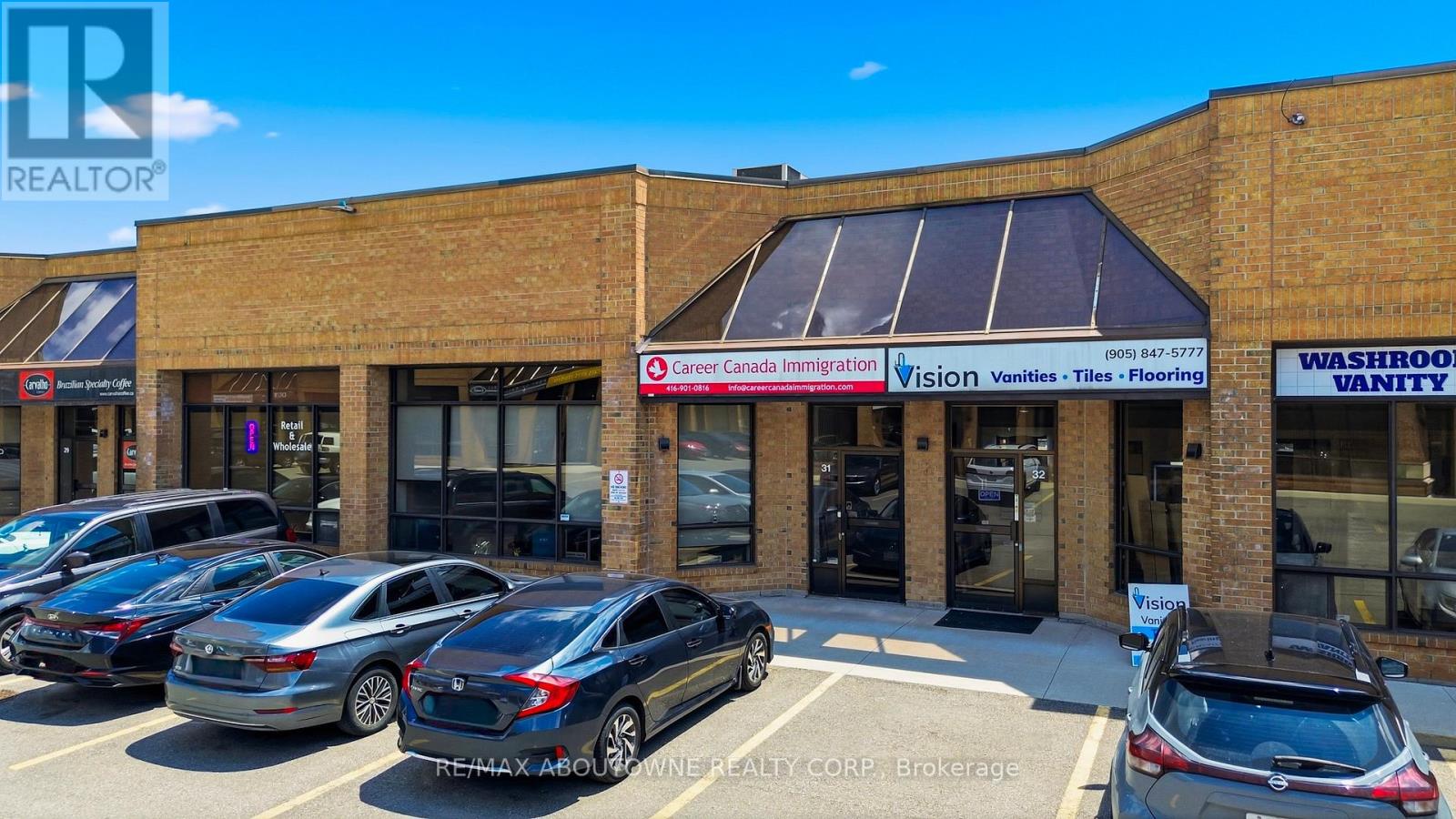 31 - 775 PACIFIC ROAD, Oakville, Ontario
