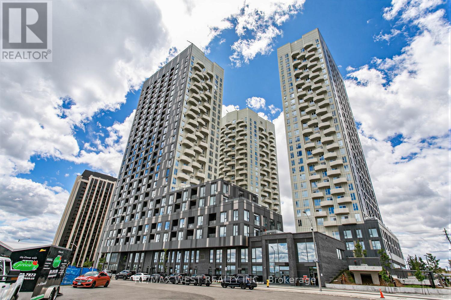 2222 - 498 CALDARI ROAD, Vaughan, Ontario