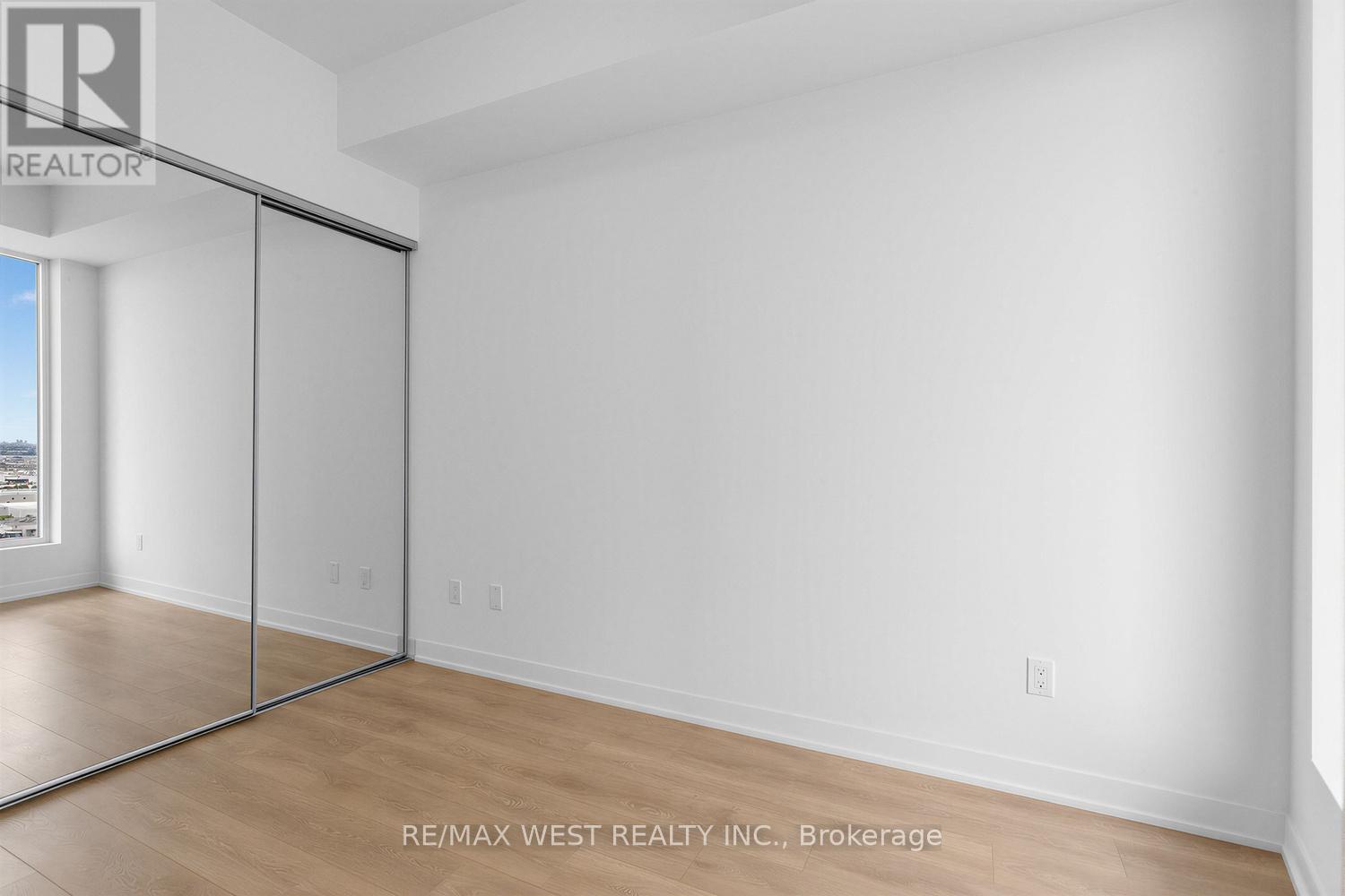 2222 - 498 Caldari Road, Vaughan, Ontario  L4K 0R6 - Photo 13 - N13451758