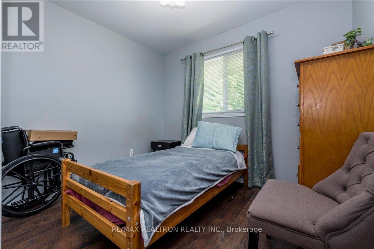 14 Courtland Street, Orillia, Ontario  L3V 1A5 - Photo 13 - S13451982