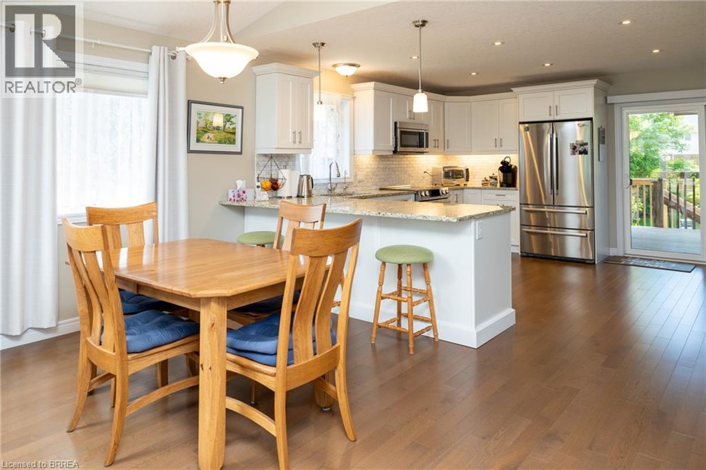 185 Mount Pleasant Street, Brantford, Ontario  N3T 1T6 - Photo 12 - 40837947