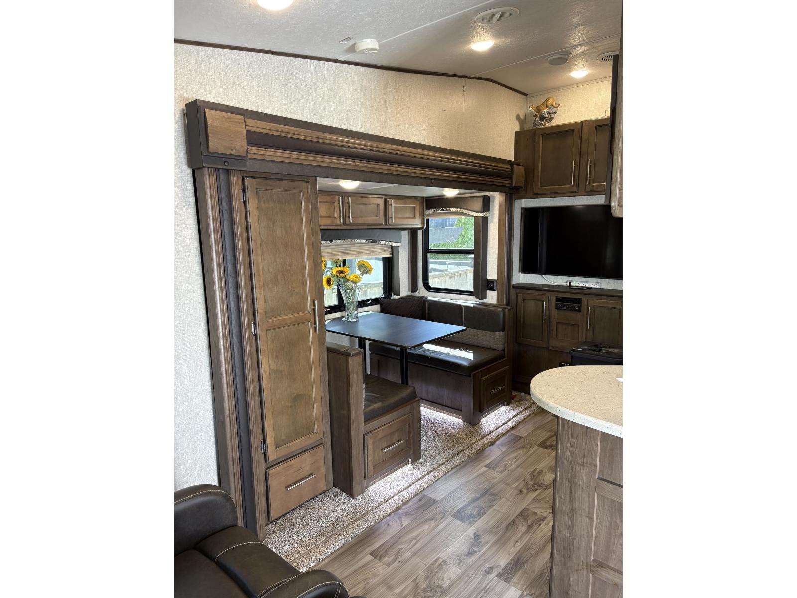 60 1436 Frost Road, Columbia Valley, Cultus Lake, British Columbia  V2R 4X8 - Photo 15 - R3134153