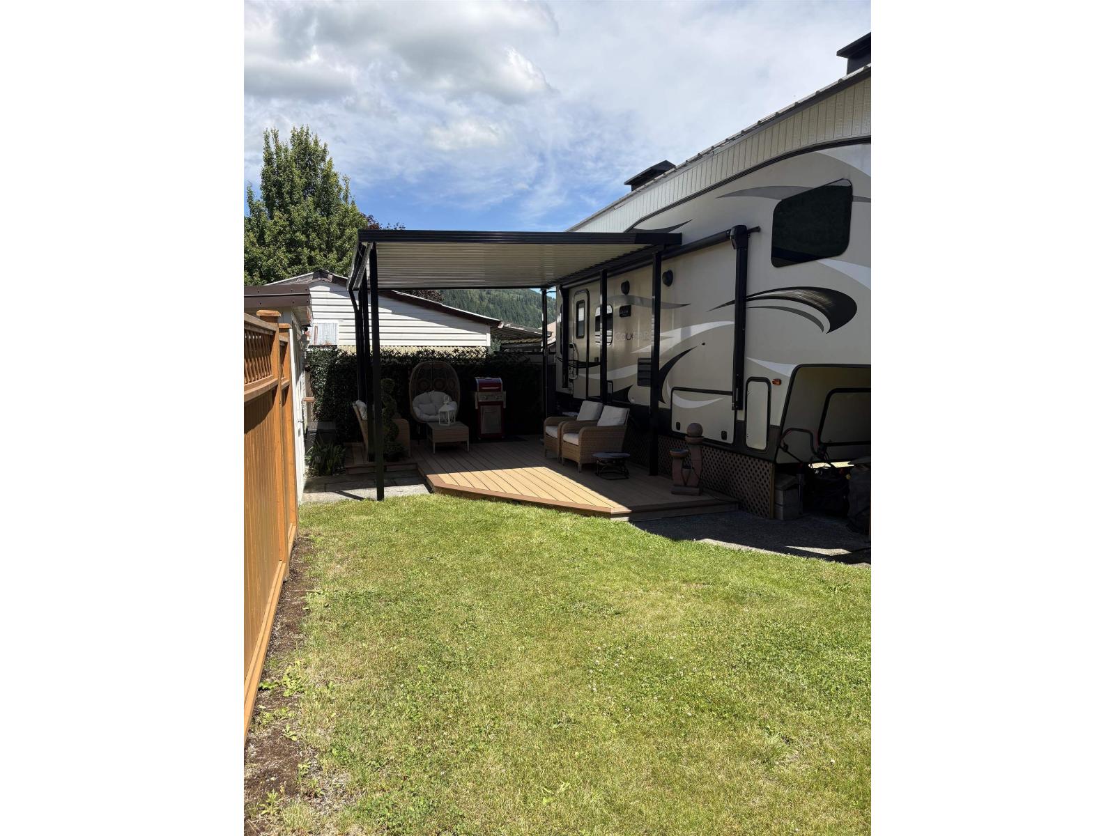 60 1436 Frost Road, Columbia Valley, Cultus Lake, British Columbia  V2R 4X8 - Photo 4 - R3134153