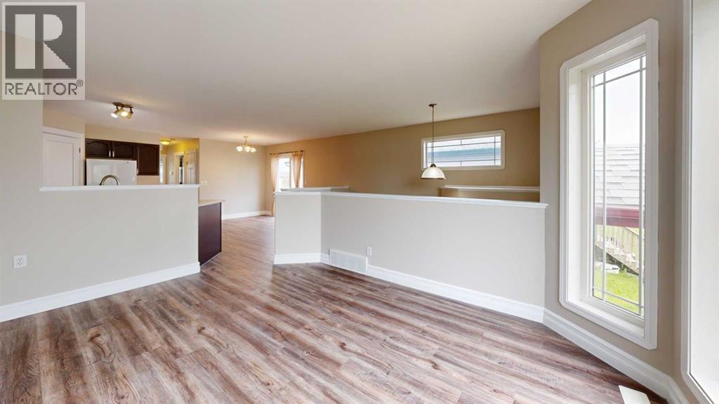 10518 72 Avenue, Grande Prairie, Alberta  T8W 2S6 - Photo 2 - A2316882