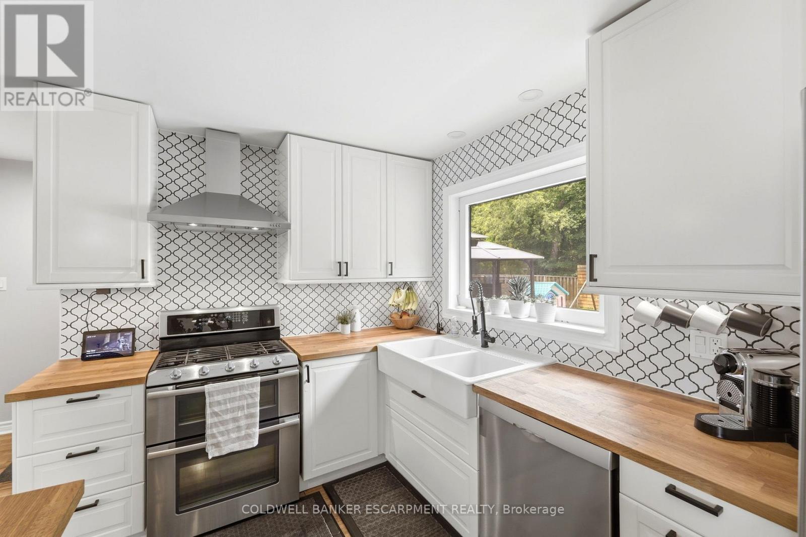 257 Kingham Road, Halton Hills, Ontario  L7J 2T3 - Photo 18 - W13451848