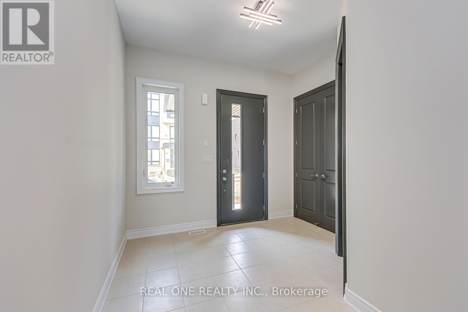 3103 Perkins Way, Oakville, Ontario  L6H 7Z5 - Photo 3 - W13451870